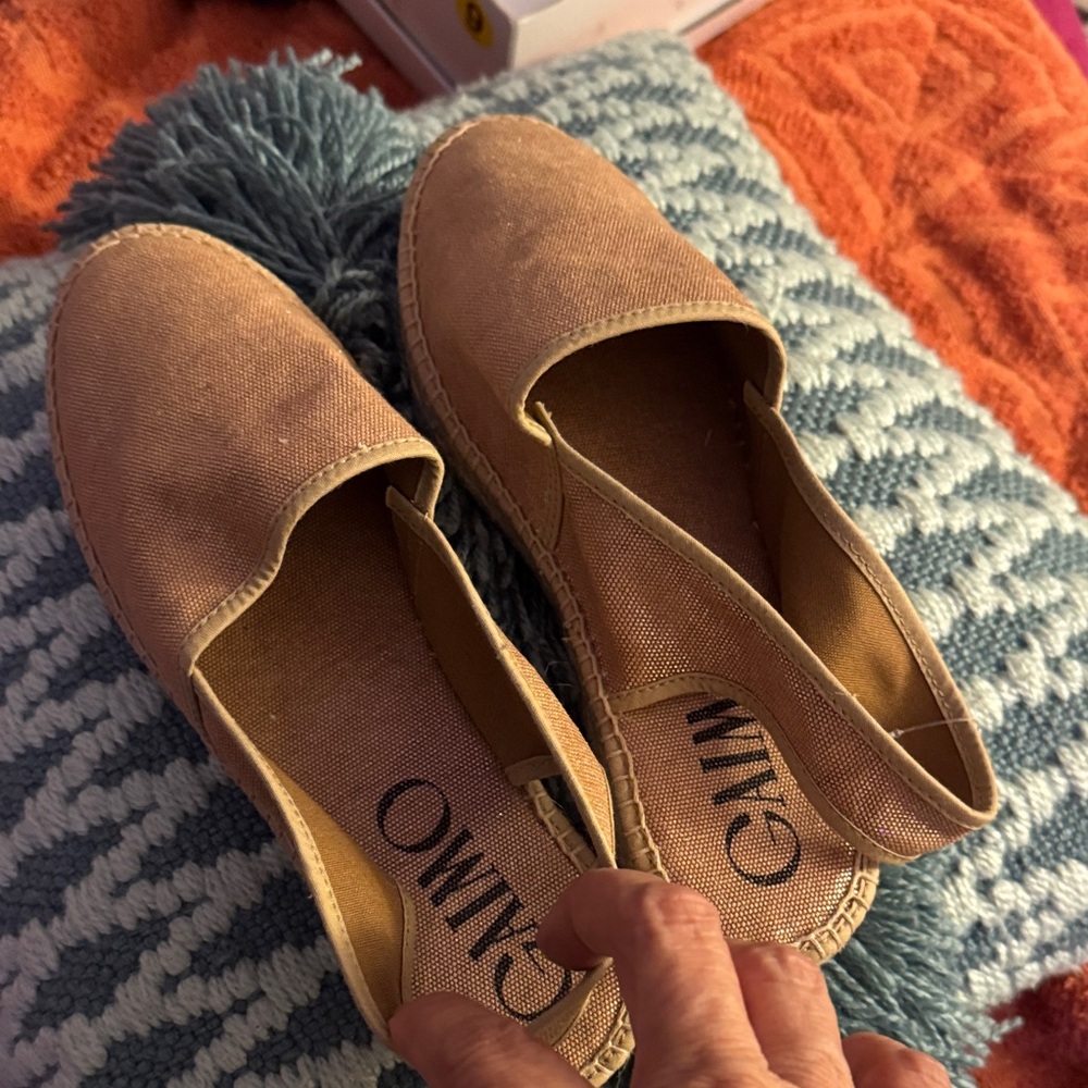 Camo Tan Espadrille Shoes with Minimalist Design